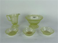 5 Pieces of Vaseline Glass