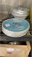 Ten plastic plates