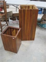 2 solid wood stands w/ no tops