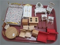 Doll house furniture-bedroom, table/chairs