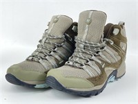 Merrell Size 7.5 Women's Hiking Boots