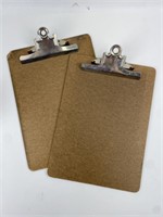 2 Clipboards