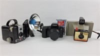 3 apparails photos dont Polaroid Big Swinger 3000
