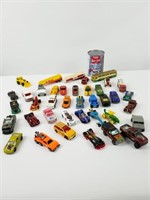 45 véhicules miniatures dont Hot Wheels '80-'00