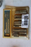 12 PC. HOLLOW PUNCH SET