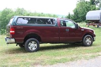 2004 Ford F-150 XL Pick-Up Truck 4 x 4