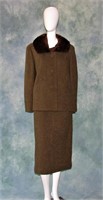 Vintage Green Wool 2 Piece Suit w/ Fur Collar