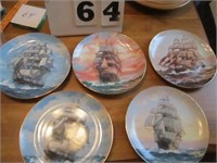 Lot of 6 collector plates
