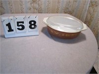 Pyrex #045 Americana oval casserole dish w/lid