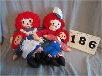 Lot of Raggedy Ann and Andy dolls