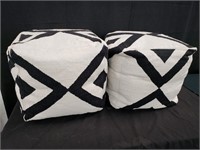 Pair of contemporary ottomans
