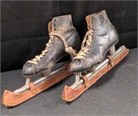 F.W. Planert & Sons Northlight ice skates. Size 6