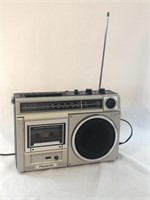 Vintage Panasonic AM/FM Radio Cassette Player
