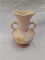 Hull Vase 6 3/4 inches tall