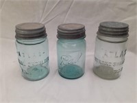 3 Pint Blue Jars