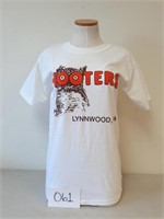 Women's Hooters T-Shirt - Size Small