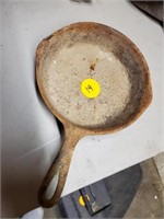 CAST IRON SKILLET