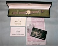 NIB Mens Gucci 9000 Series Watch