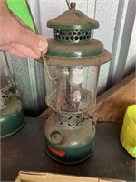 COLEMAN LANTERN 220E 1957