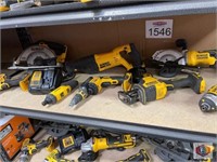 DeWalt Lot of DeWalt tools 8 pcs contents on the