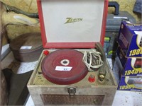 ZENITH PORTABLE RECORD PLAYER- VINTAGE