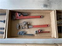 Pipe Wrenches (Red Handle)
