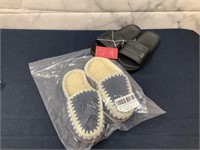 Size 6/7 Slides and Slippers