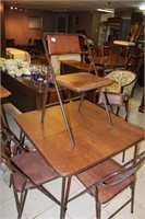 Card Table w/4 Chairs- good condition