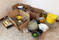 Huge Lot Of Vintage Kitchen Items!