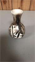 HORSE HAIR POTTERY 5 INCHES TALL