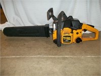 Poulan 262 Pro 42cc Chainsaw with Case