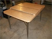 Faux butcher block Formica Table & leaves
