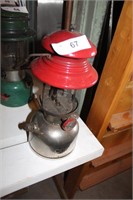 COLMAN LANTERN RED MODEL 200 -NO GLASS