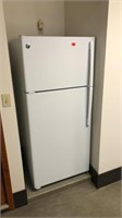 GE 64” Tall X 26” Wide Refrigerator (Works Great)