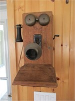 ANTIQUE WOODCASE WALL TELEPHONE COMPLETE