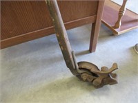 LONG HANDLED ANTIQUE WINCH
