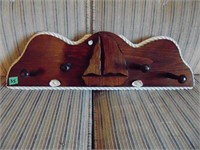 WOOD COAT HANGER - PINE