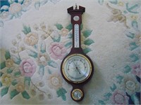 WOOD BAROMETER