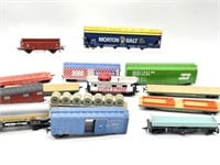 Fleishmann and Tyco Plastic Toy Train Cars