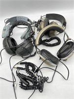 (4) Pairs of Vintage Headphones : Pro/4AA Koss,
