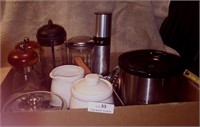Nice Lot of Kitchen Items