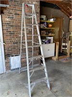 8ft Aluminum Fold-Up Step Ladder