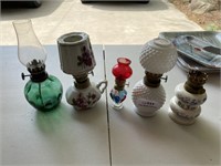 Lot of Vintage Small Oil Lamps