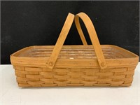 Longaberger basket - Medium Gathering w/insert