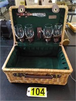 Picnic Time Wine & Cheese Basket Like New