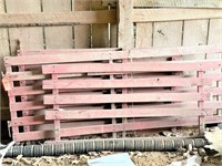 Wood cattle rack for pickup