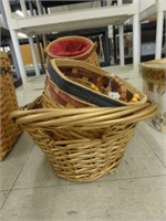 4 assorted baskets