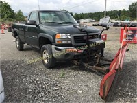 2007 GMC Sierra 2500HD Classic Work Truck 4X4