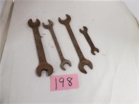 Lot of older open end wrenches
