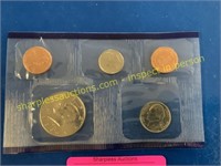 1999 US Mint uncirculated coin set
